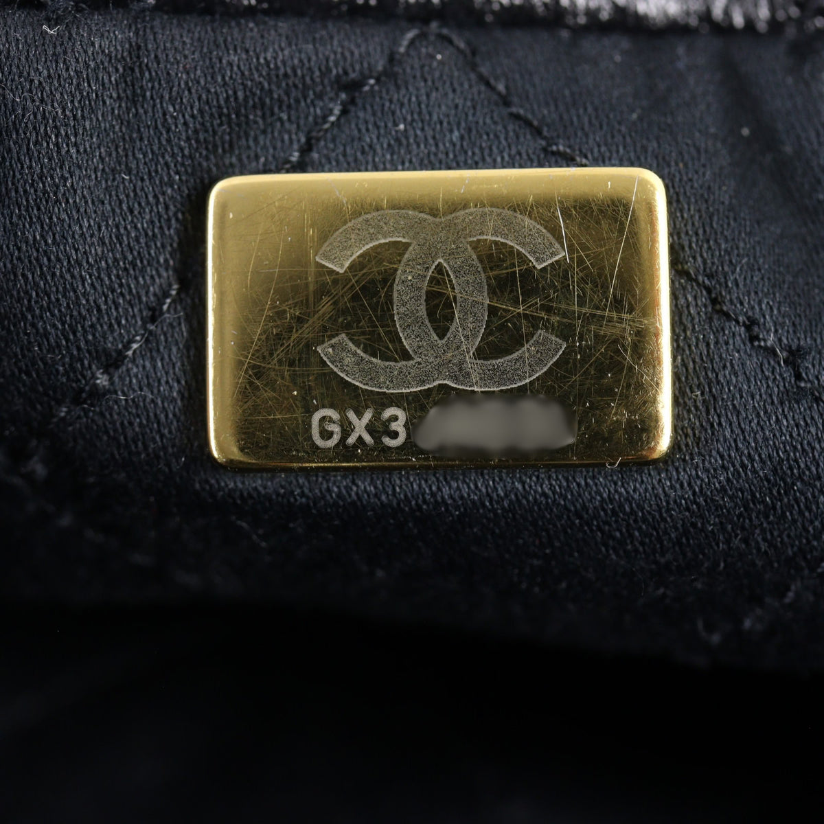 Chanel 22 Hobo Small