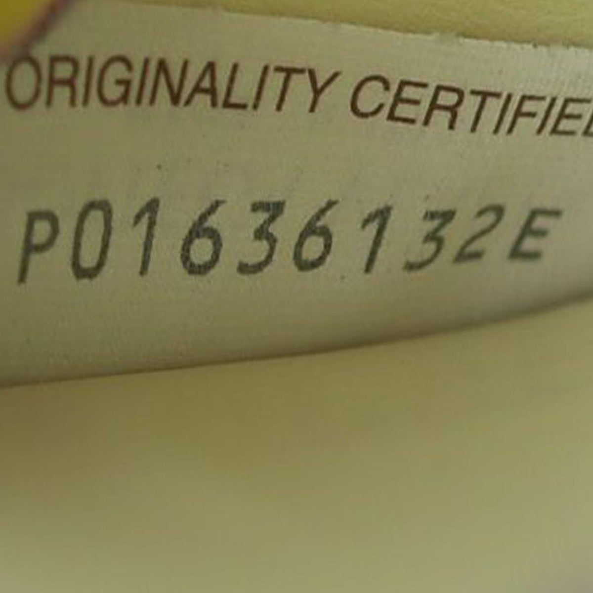 Bottega Veneta Zip-Around Wallet Date code
