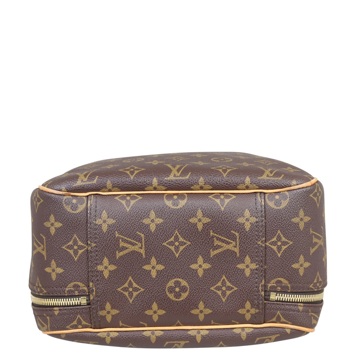 Louis Vuitton Excursion Monogram Base
