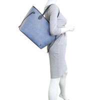 Louis Vuitton Neverfull MM Epi Mannequin
