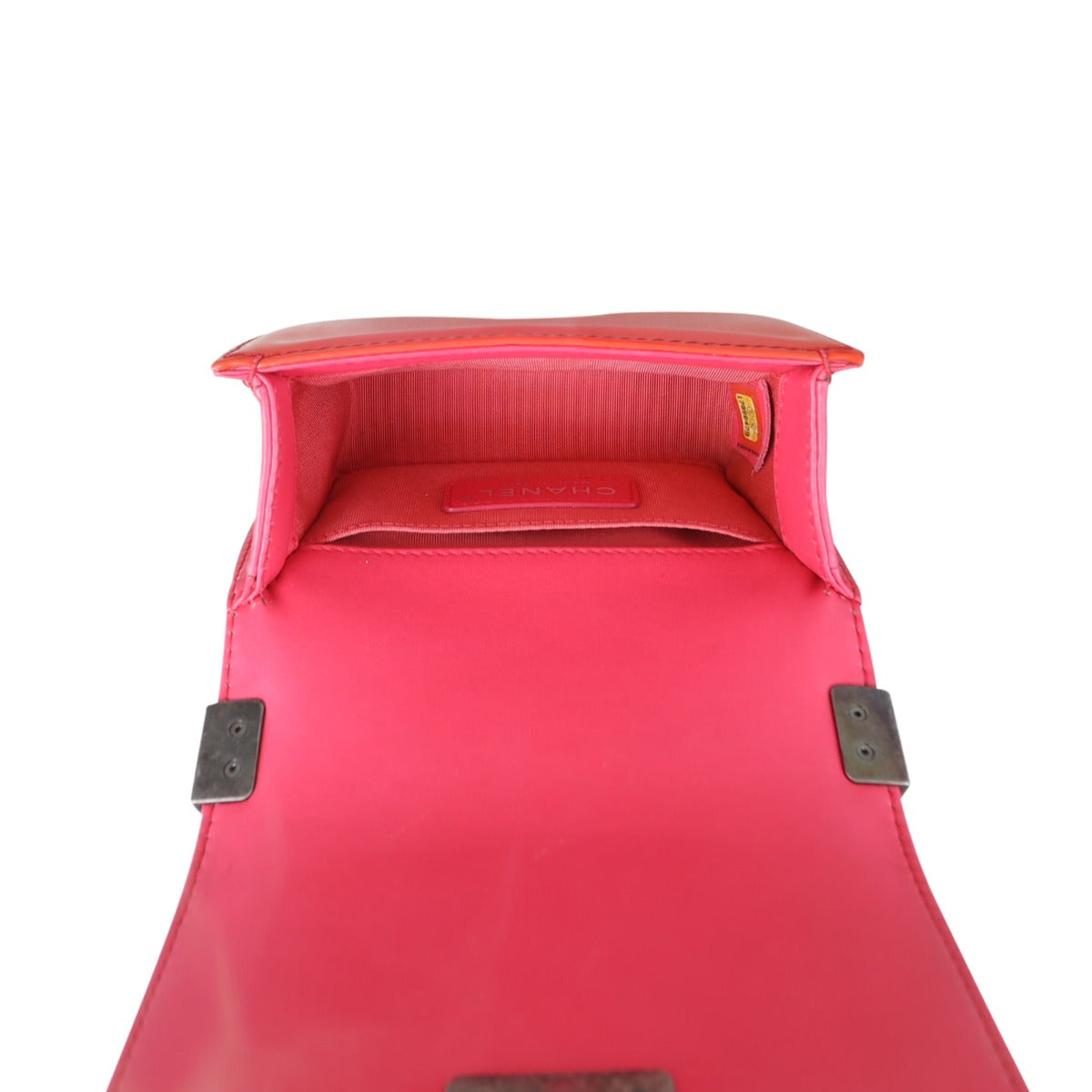 Chanel Boy Mini Patent Whole interior
