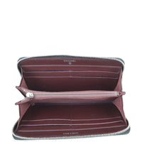 Chanel Classic Long Zipped Wallet Whole interior
