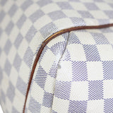Louis Vuitton Totally MM Damier Azur  Corner close up