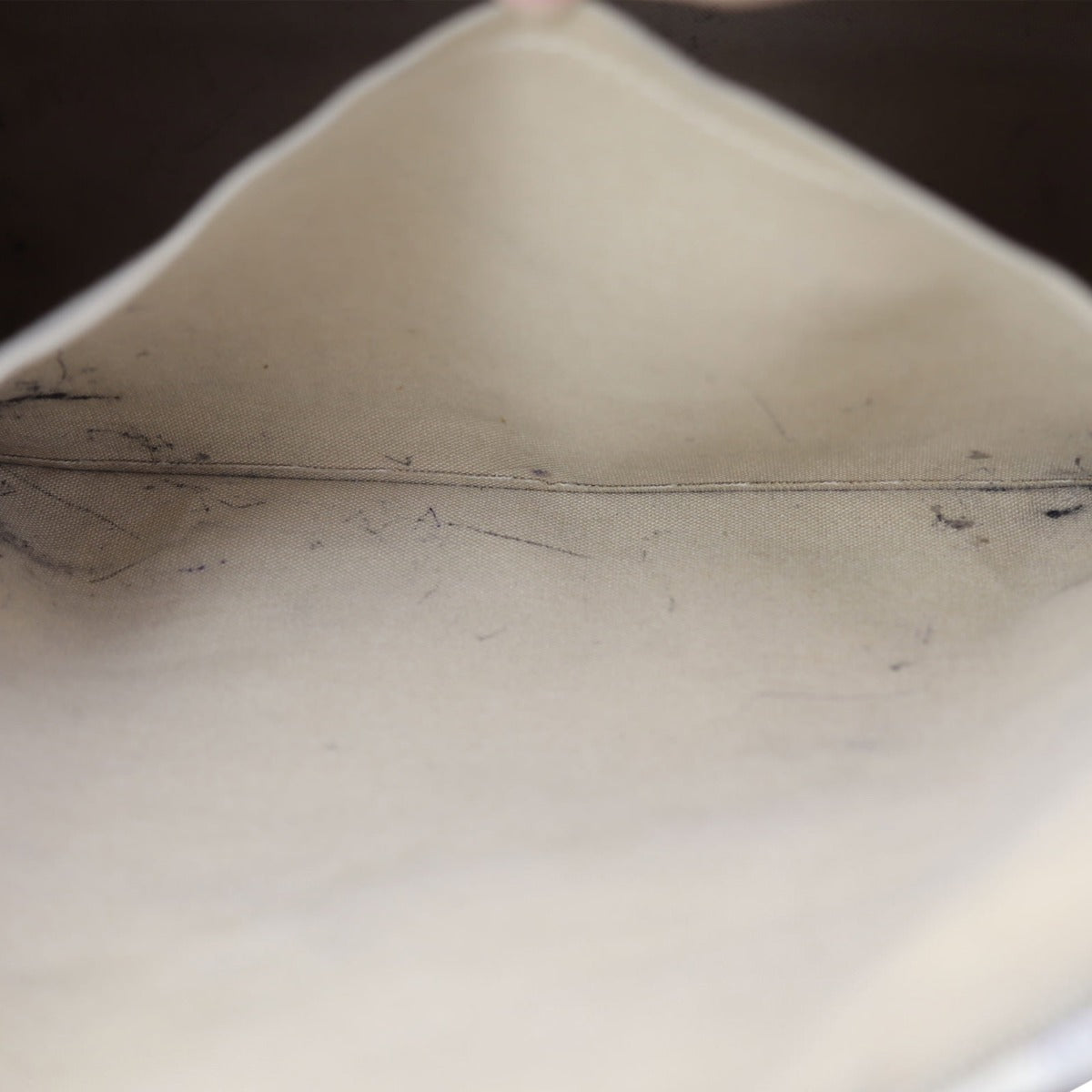 Louis Vuitton Totally MM Damier Azur Wear