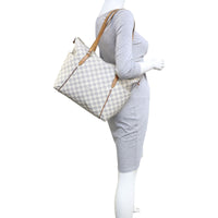 Louis Vuitton Totally MM Damier Azur Mannequin