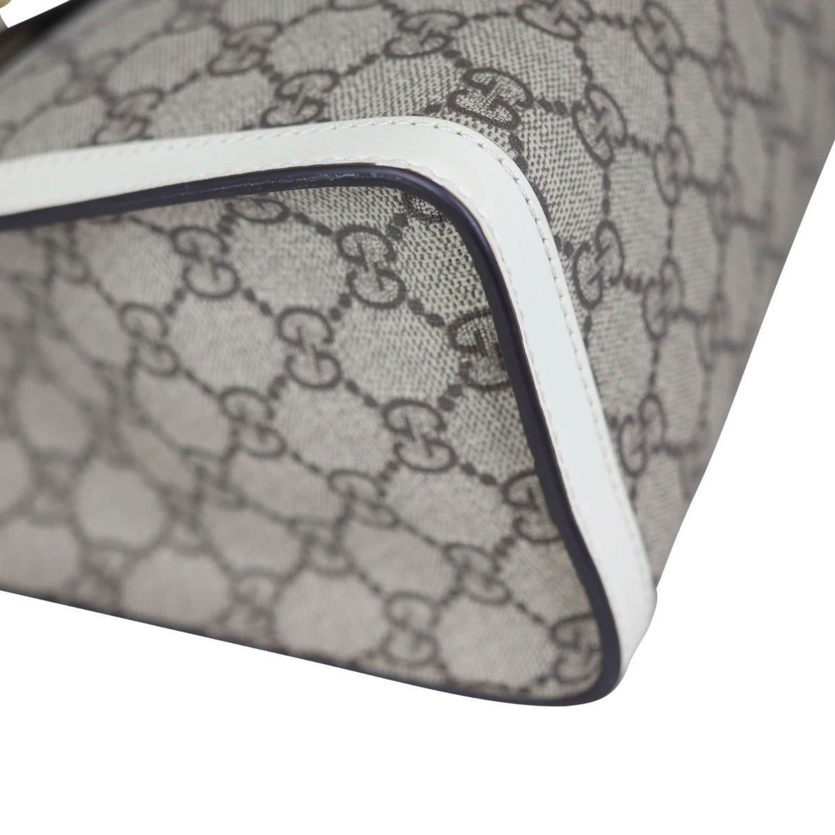 Gucci GG Supreme Small Padlock Tote Corner Closeup