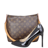 Louis Vuitton Looping MM Monogram shoe