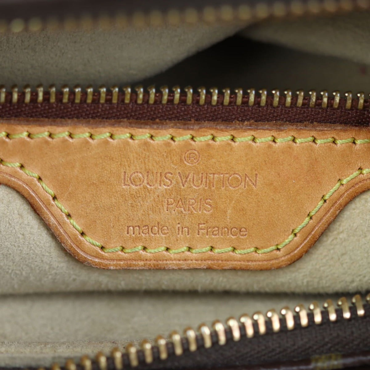 Louis Vuitton Looping MM Monogram stamp