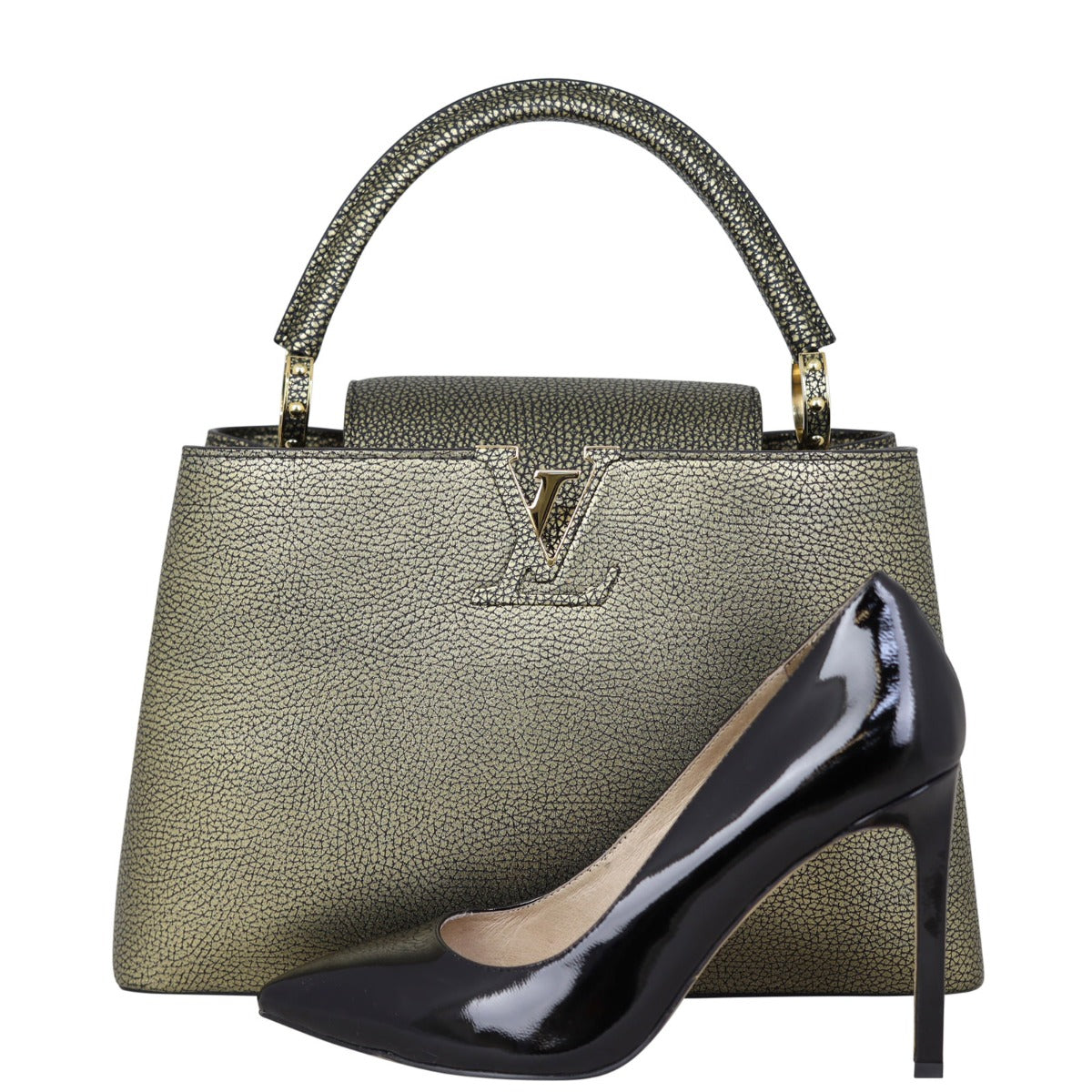 Louis Vuitton Capucines MM (gold) Shoe