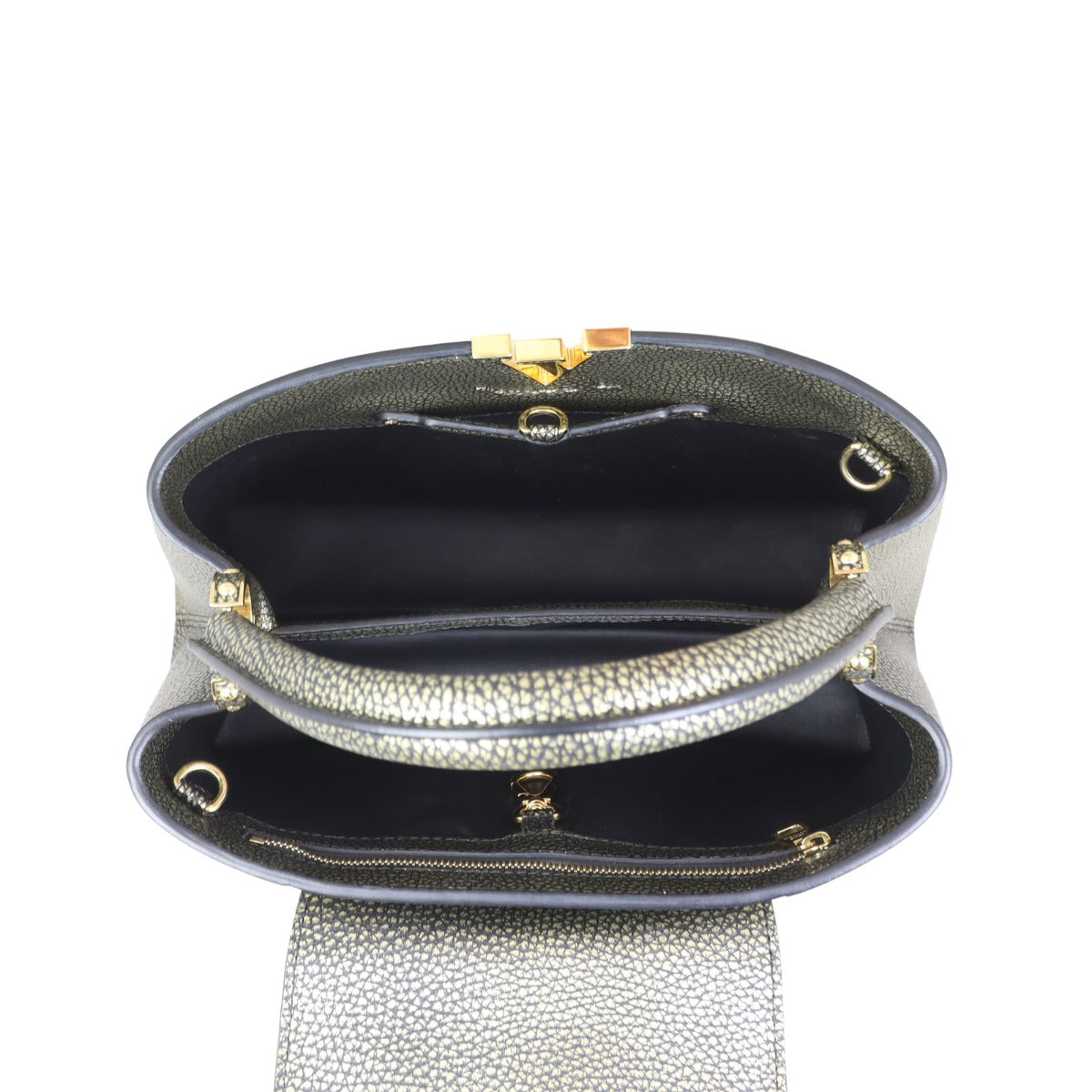 Louis Vuitton Capucines MM (gold) Interior
