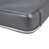 Louis Vuitton Taiga Odessa NM Corner Closeup