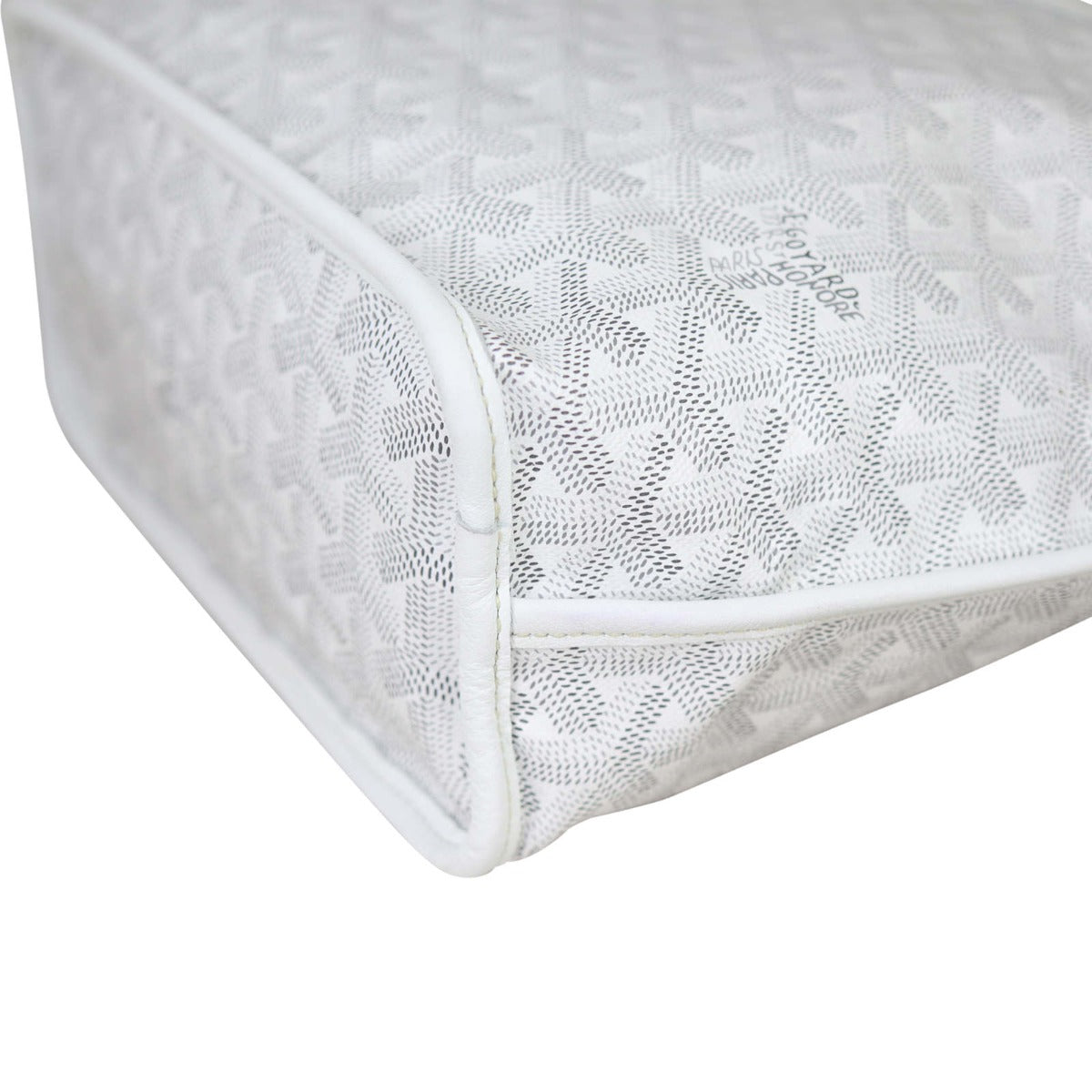 Goyard Anjou Mini Bag (white) Corner Closeup