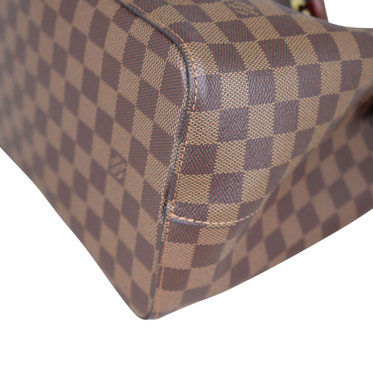 Louis Vuitton NeoNoe Monogram Corner Closeup