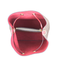 Louis Vuitton NeoNoe Monogram Interior