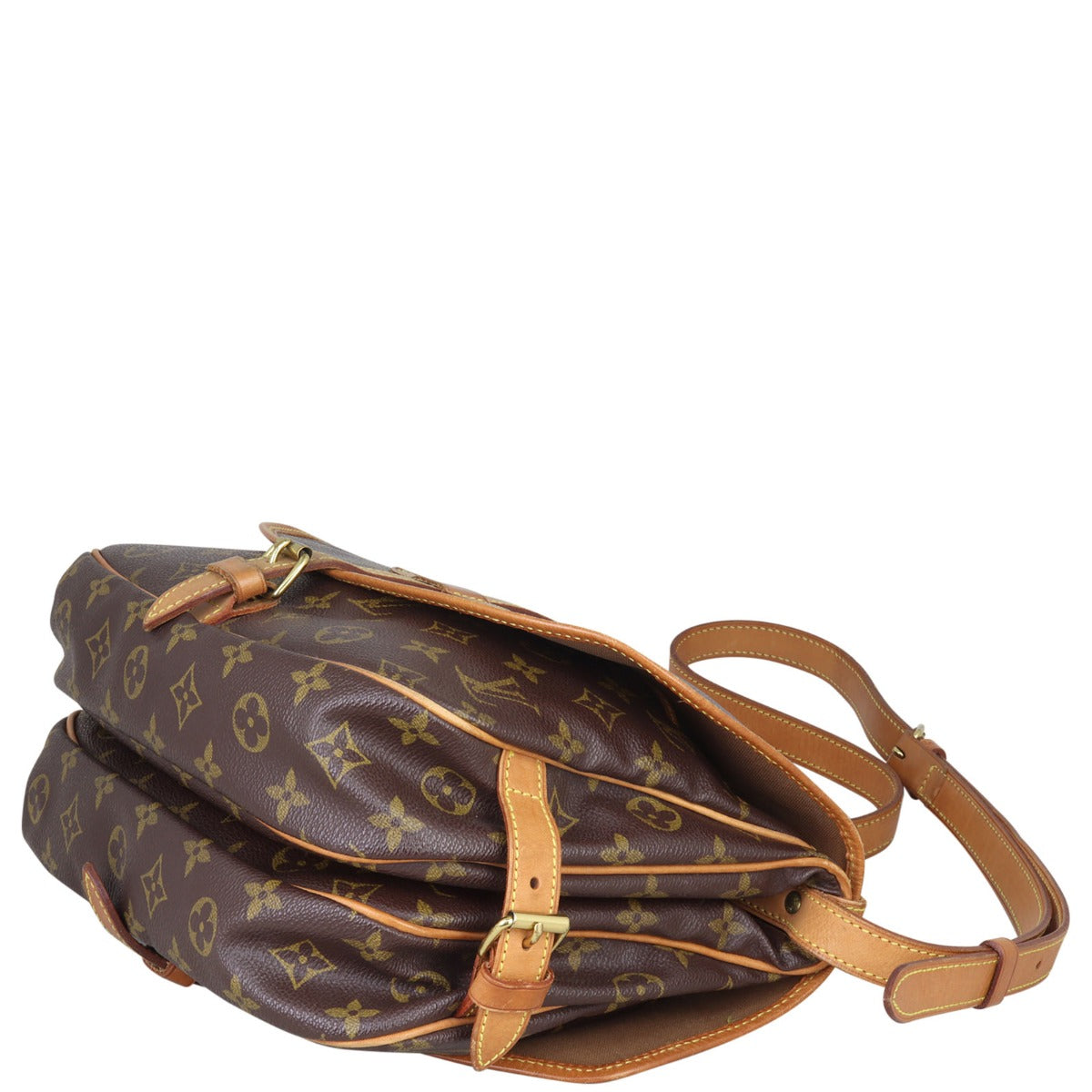 Louis Vuitton Saumur 30 Monogram Corner Distance