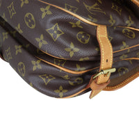 Louis Vuitton Saumur 30 Monogram Corner Closeup
