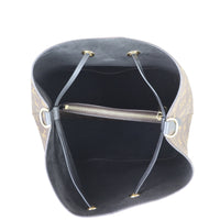 Louis Vuitton NeoNoe Monogram Interior