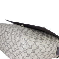 Gucci GG Supreme Leather Flap Messenger Corner Closeup