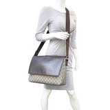 Gucci GG Supreme Leather Flap Messenger Mannequin