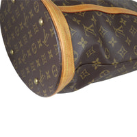 Louis Vuitton Bucket GM Monogram Corner Distance