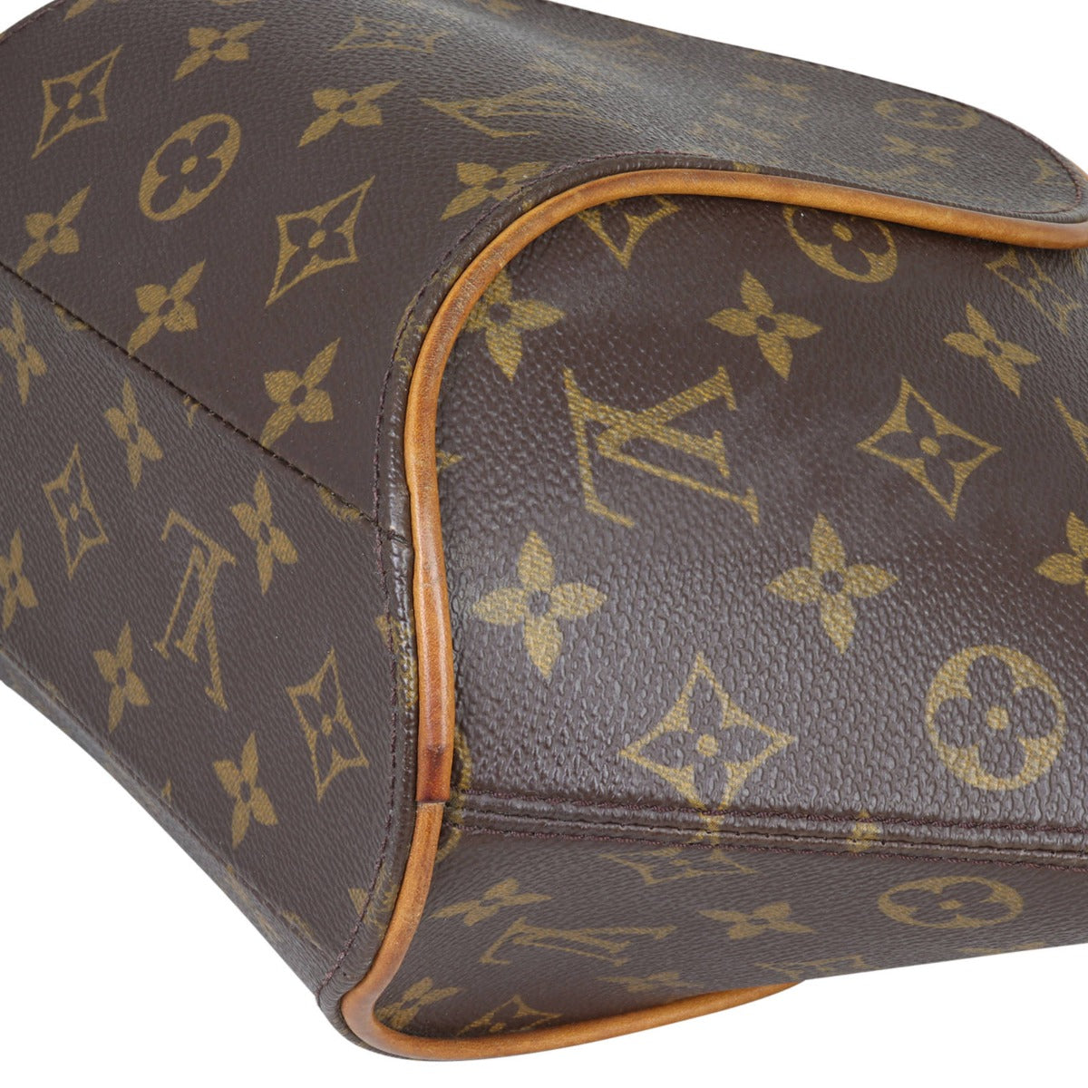 Louis Vuitton Ellipse PM Monogram Corner Closeup