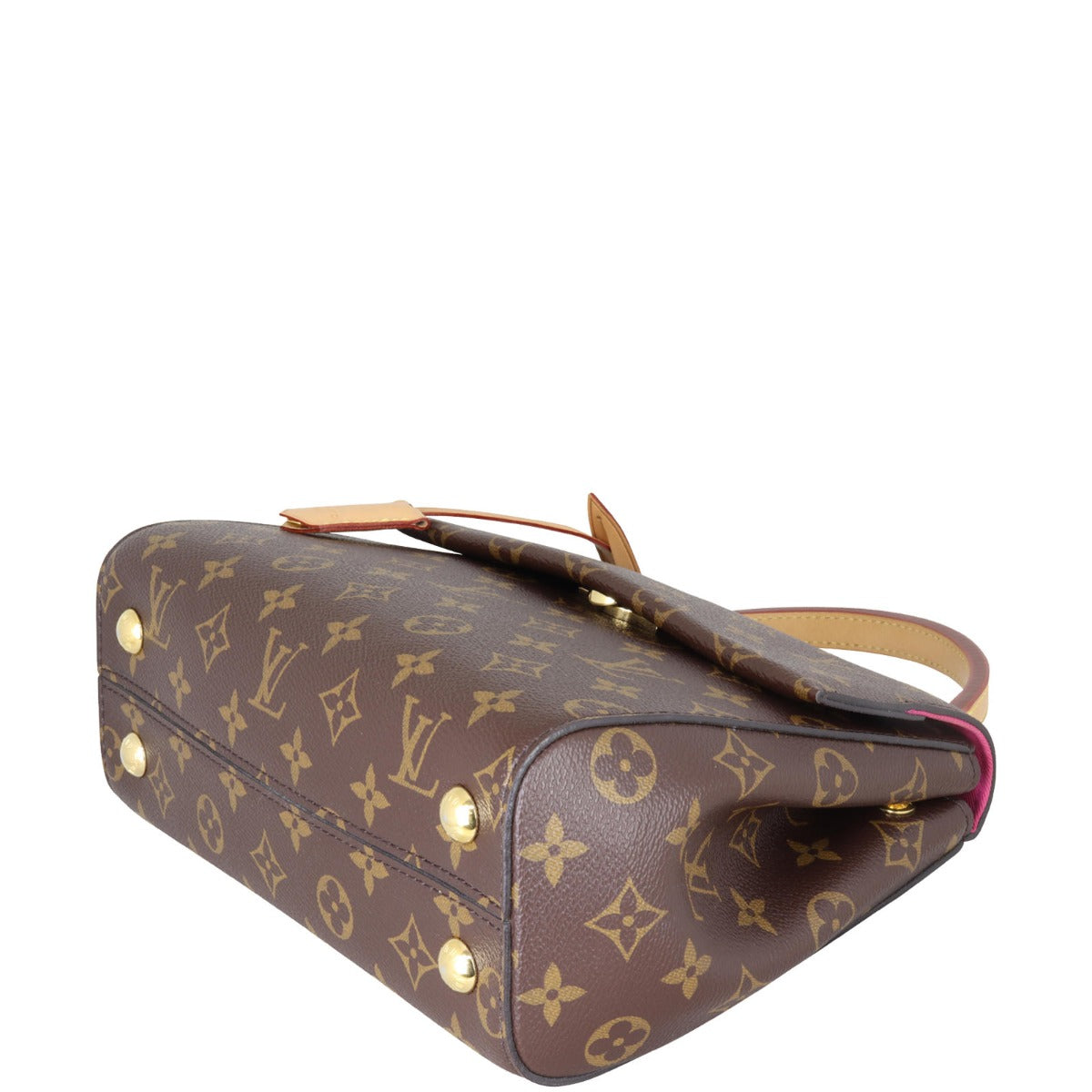 Louis Vuitton Cluny BB Monogram Corner Distance
