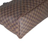 Louis Vuitton Neverfull GM Damier Ebene Corner Closeup
