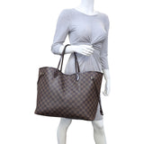 Louis Vuitton Neverfull GM Damier Ebene Mannequin