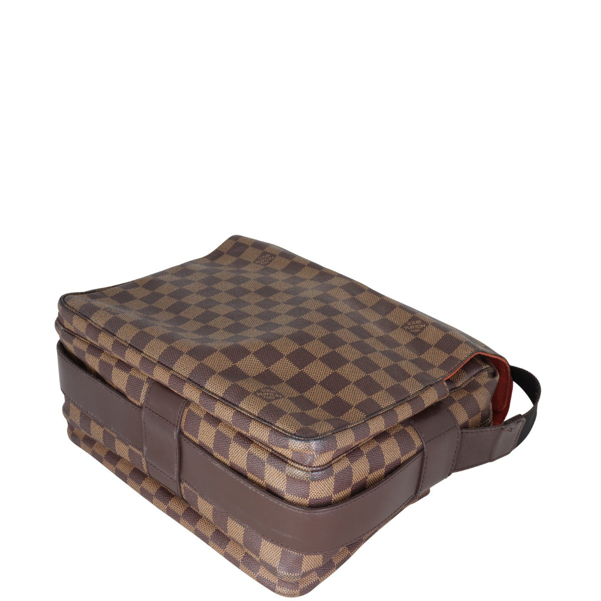 Louis Vuitton Naviglio Messenger Damier Ebene Corner Distance