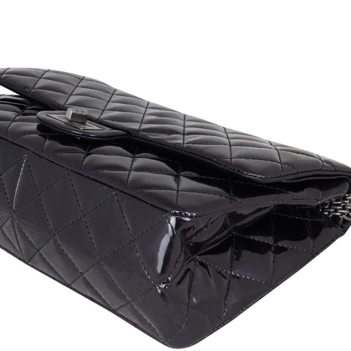 Chanel 2.55 Reissue 227 Double Flap Bag Patent Corner Closeup