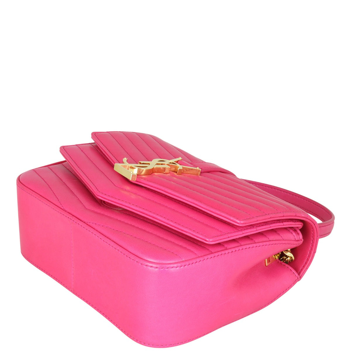 Saint Laurent Sulpice Small Corner Distance