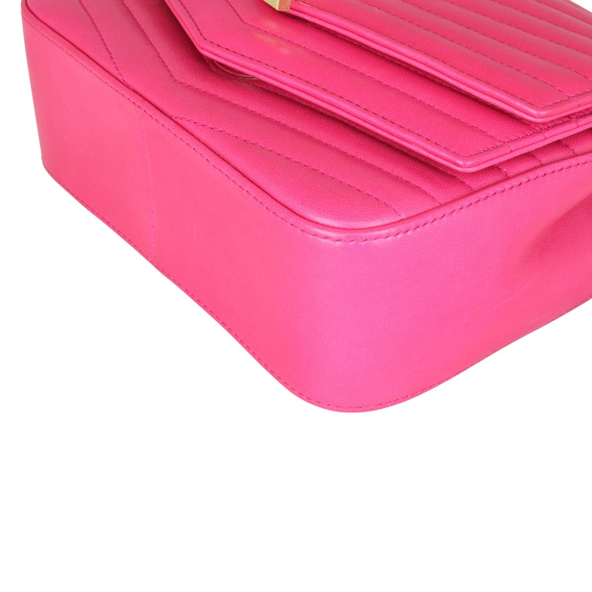 Saint Laurent Sulpice Small Corner Closeup