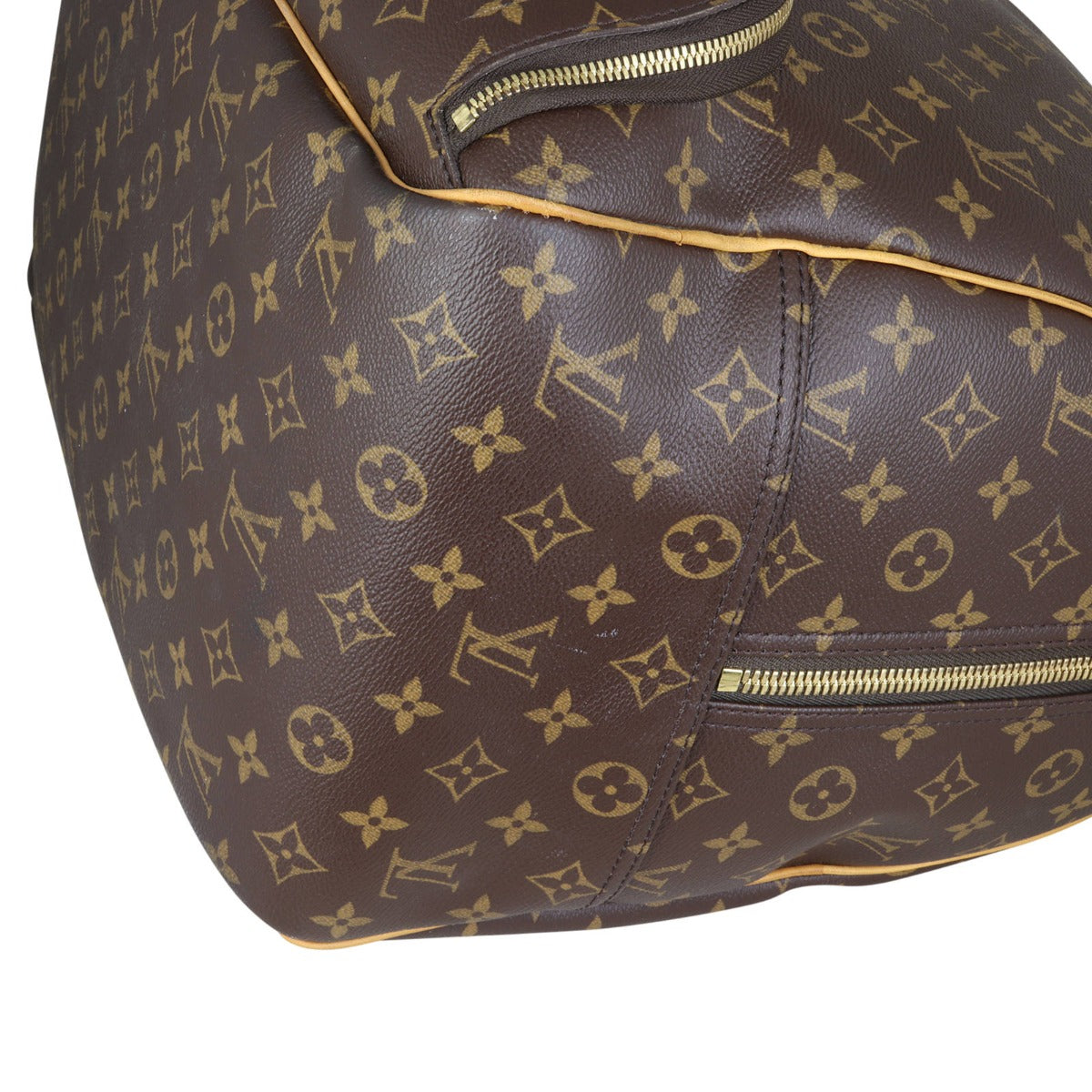 Louis Vuitton Evasion Monogram Corner Closeup