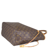 Louis Vuitton Neverfull MM Monogram Corner Distance