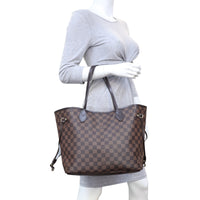 Louis Vuitton Neverfull MM Damier Ebene Mannequin