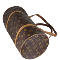 Louis Vuitton Papillon 30 Monogram Corner Distance