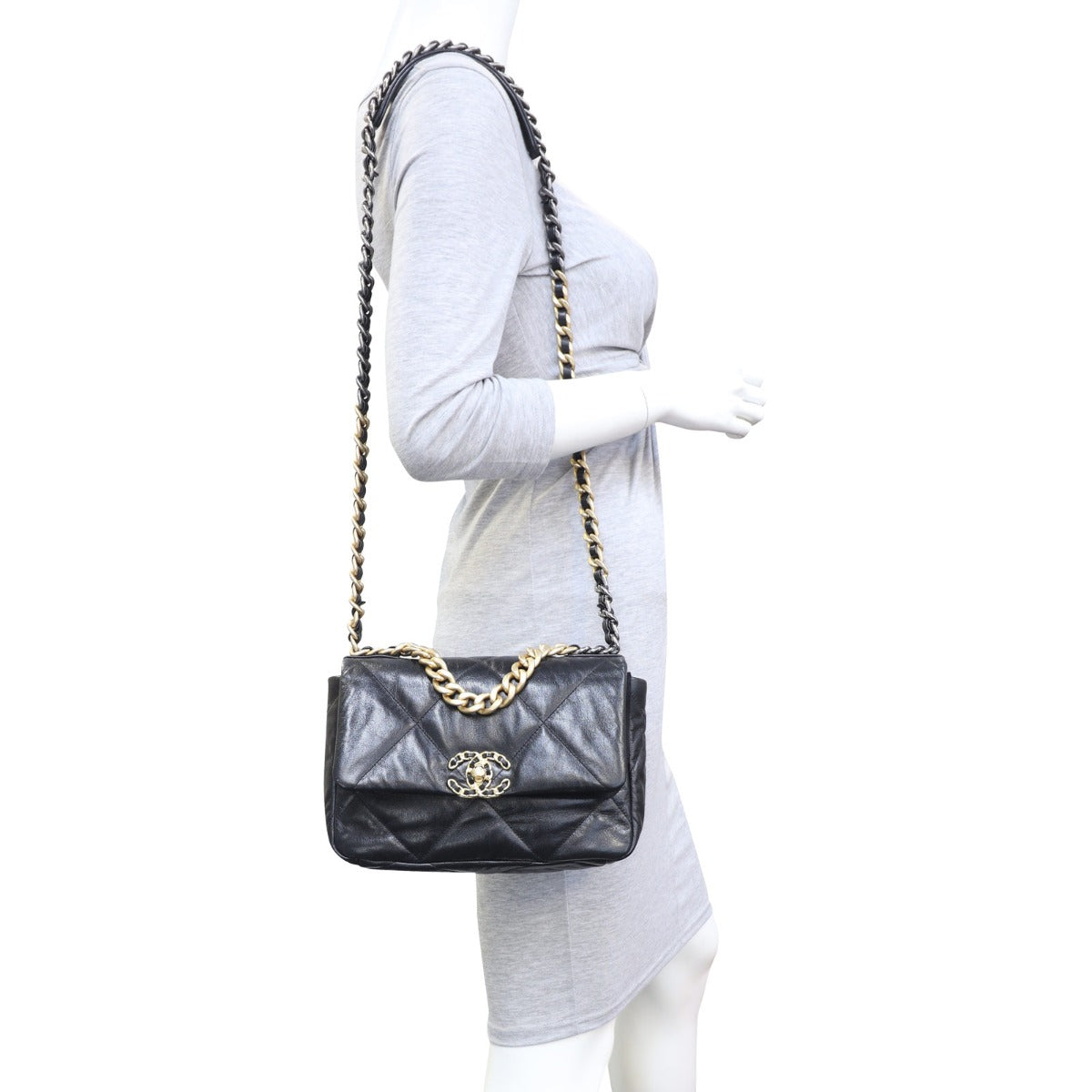 Chanel 19 Flap Bag Medium Mannequin