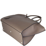 Fendi 3Jours Corner Distance 