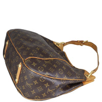 Louis Vuitton Galliera PM Monogram Corner Distance