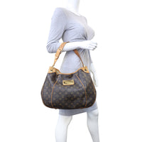 Louis Vuitton Galliera PM Monogram Mannequin