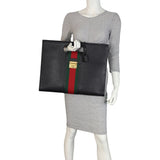 Gucci Cut Out Handle Bag Mannequin