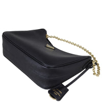 Prada Re-edition 2005 Saffiano Shoulder Bag Corner Distance