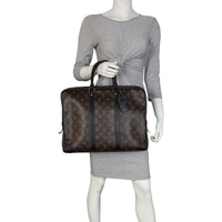 Louis Vuitton Porte Documents Voyage Monogram Macassar Manneuqin