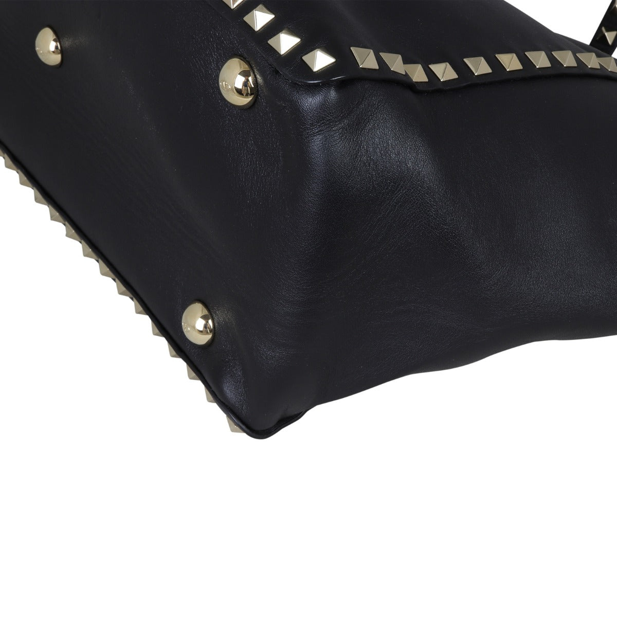 Bottega Veneta The Pouch Intrecciato Corner Closeup