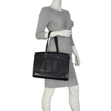 Louis Vuitton Madeleine GM Epi Mannequin