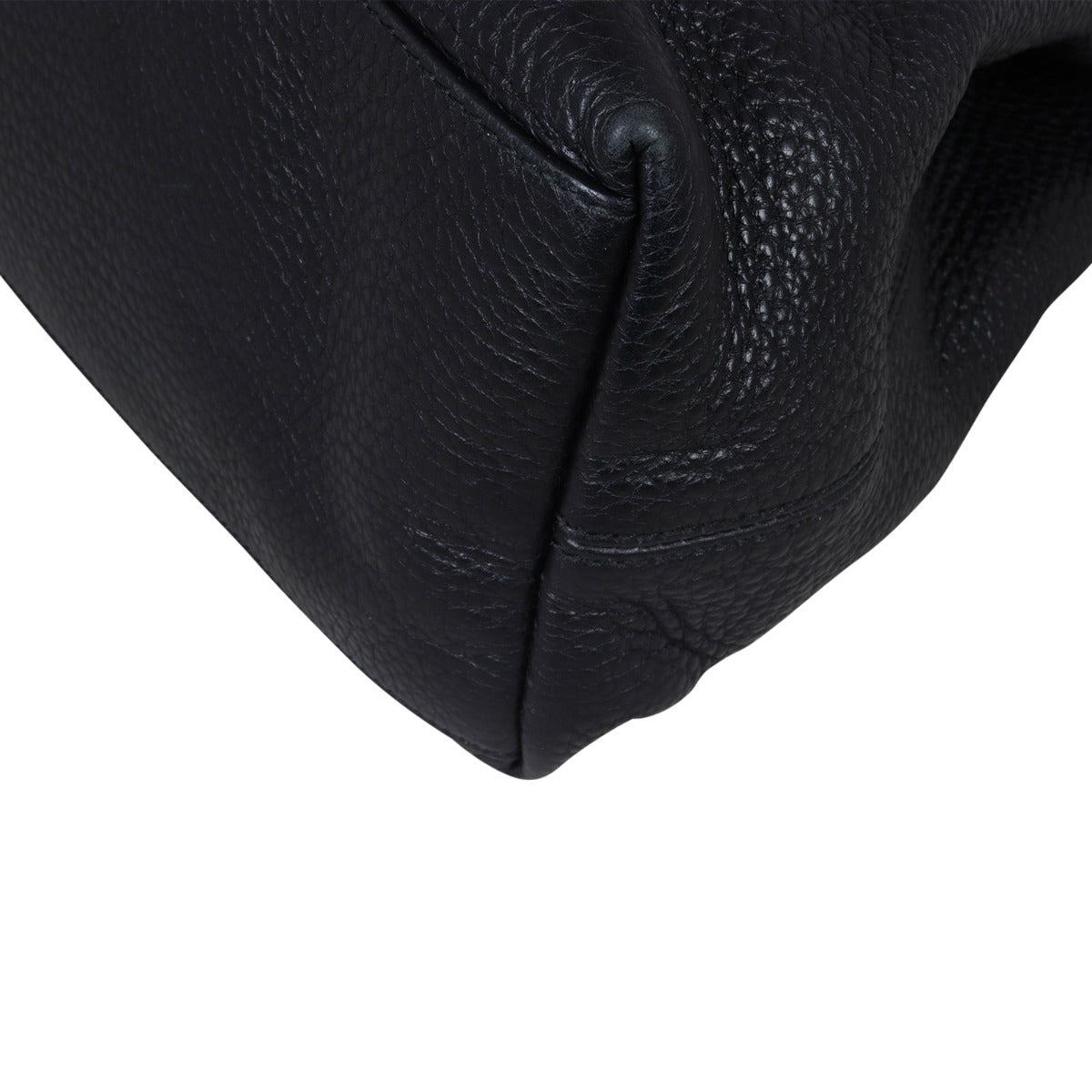 Gucci Soho Chain Shoulder Bag Medium Corner Closeup