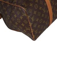 Louis Vuitton Sac Souple 45 Monogram Corner Closeup