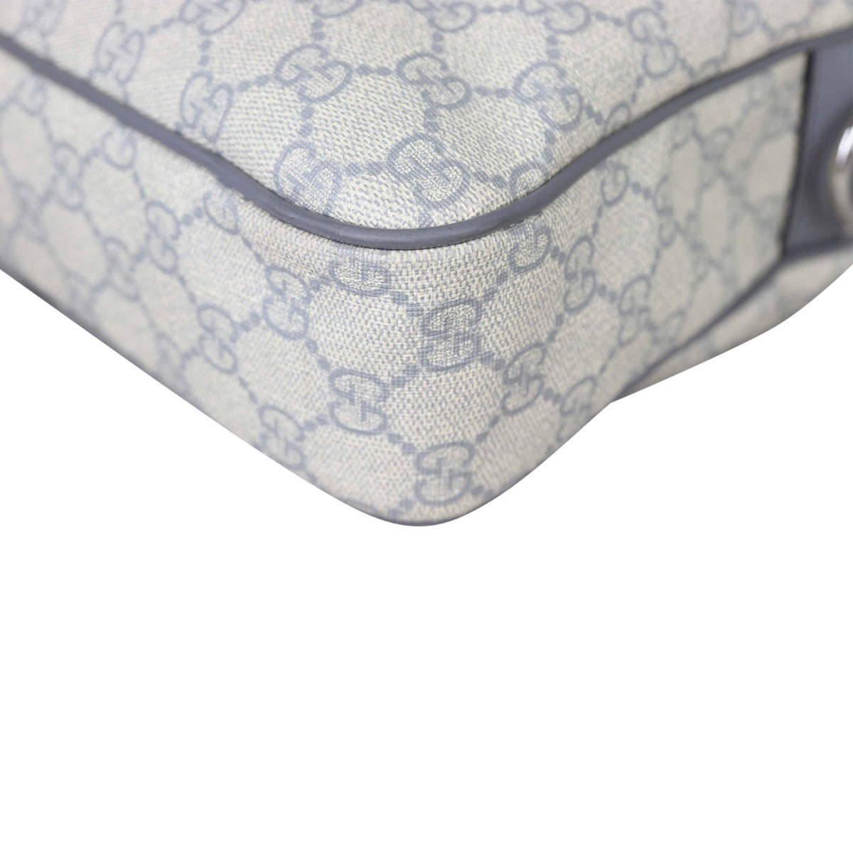 Gucci GG Supreme Briefcase Corner Closeup