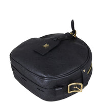 Louis Vuitton Boite Chapeau Souple MM Monogram Empreinte Corner Closeup