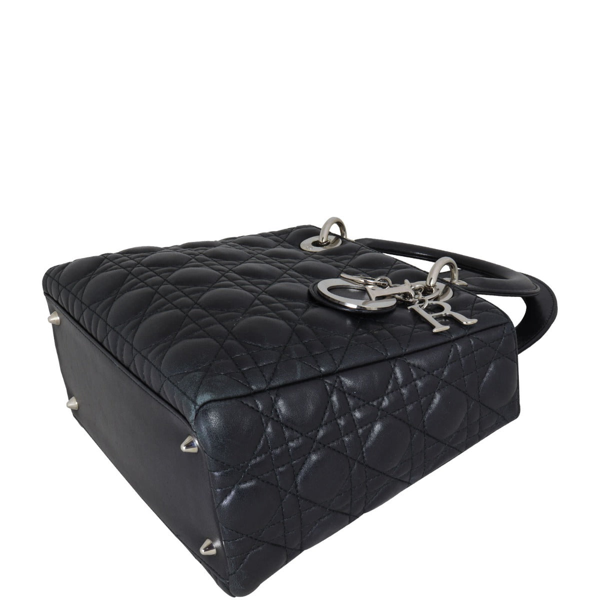 Dior Lady Dior Medium Corner Closeup